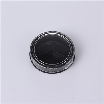 Manufacturing powder compact with clear cover